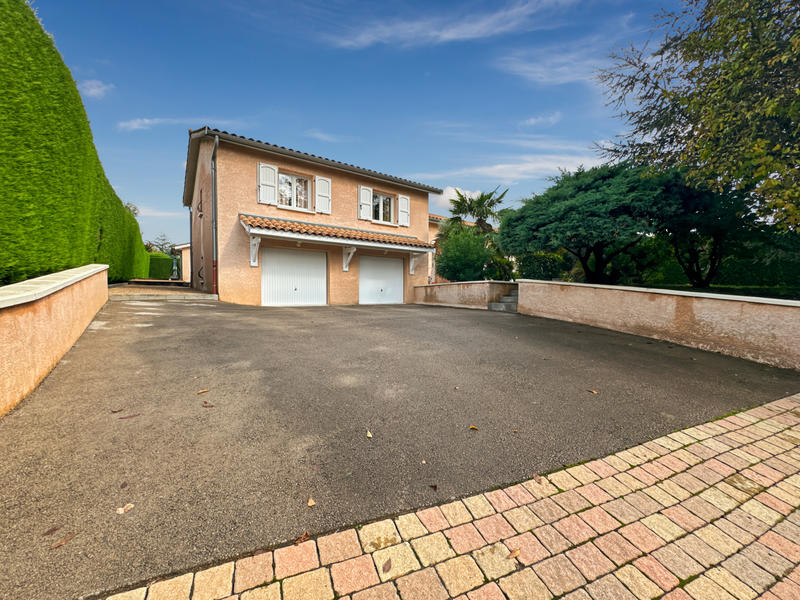 Maison - 127 m² - 5 pièces