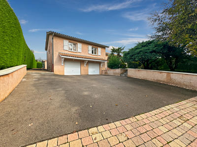Maison - 127 m² - 5 pièces