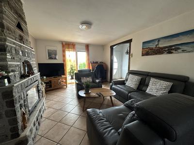 Maison - 110 m² - 4 pièces