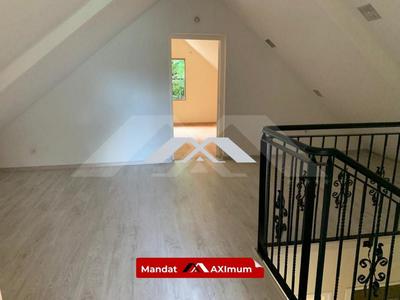 Maison traditionnelle - 160 m² - 5 pièces