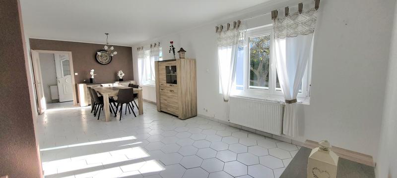 Maison - 104 m² - 5 pièces