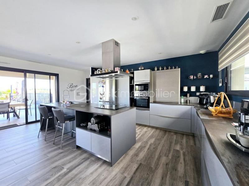 Maison - 190 m² - 5 pièces