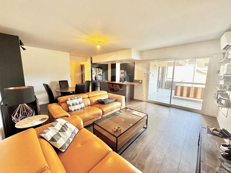 Appartement - 72 m² - 3 pièces