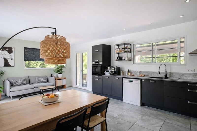 Maison - 120 m² - 5 pièces