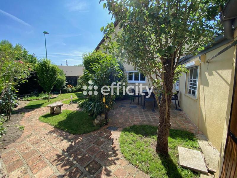 Maison - 130 m² - 6 pièces