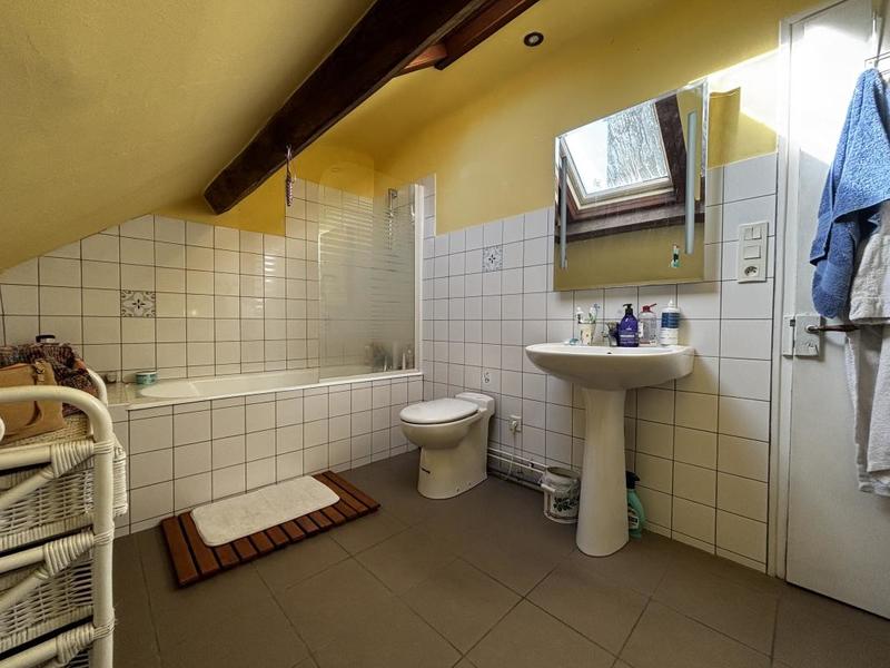 Maison - 140 m² - 7 pièces