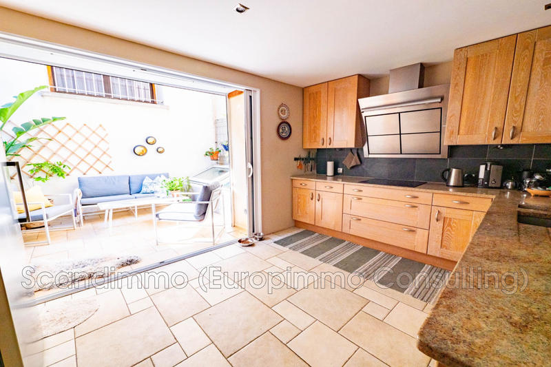 Maison - 102 m² - 5 pièces