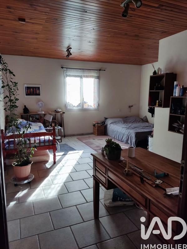 Maison - 246 m² - 6 pièces