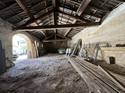 Parking / Garage - 160 m²