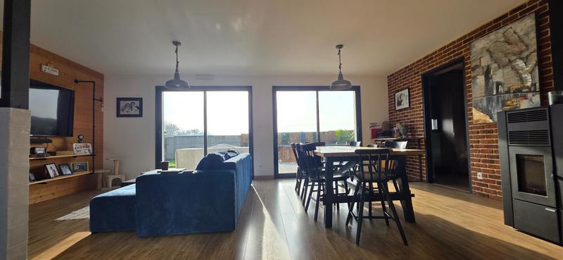 Maison - 105 m² - 5 pièces