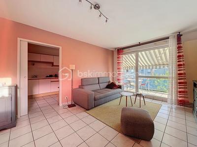 Appartement - 82 m² - 4 pièces