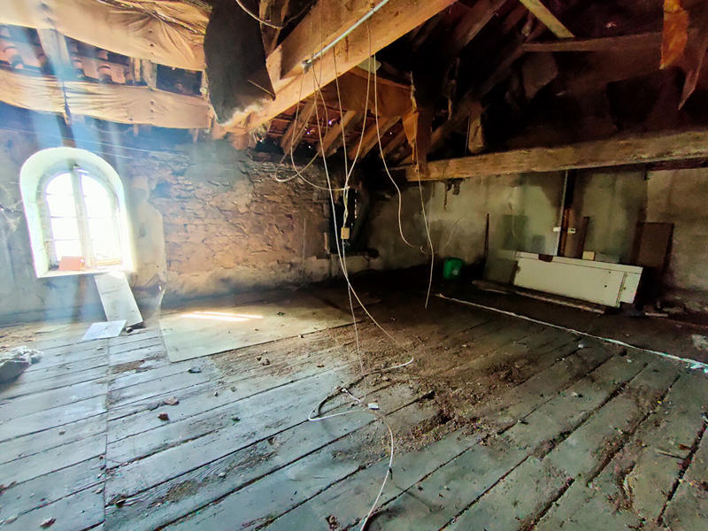 Maison - 190 m² - 8 pièces