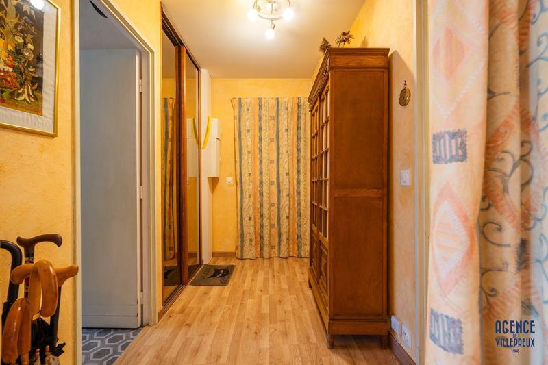 Appartement - 75 m² - 3 pièces