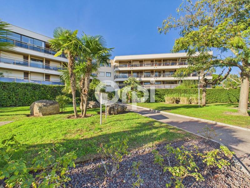 Appartement - 83 m² - 3 pièces