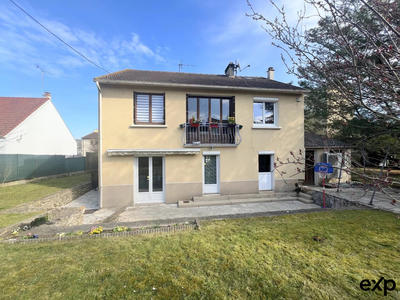 Maison - 140 m² - 8 pièces