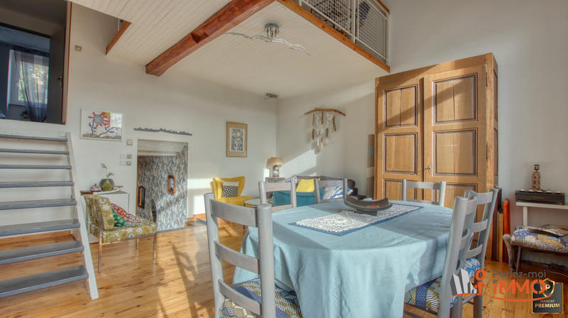 Appartement - 100 m² - 5 pièces