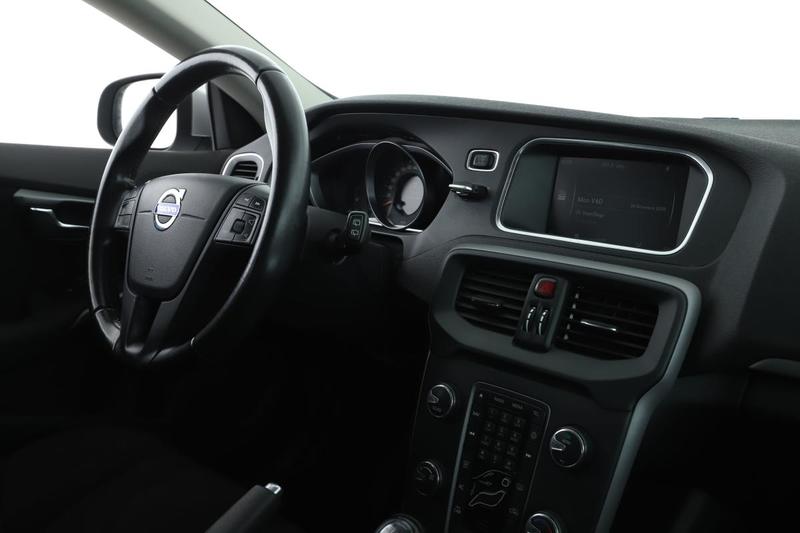 Volvo V40 1.6 D2 115 ch