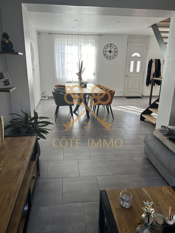Maison - 100 m² - 4 pièces
