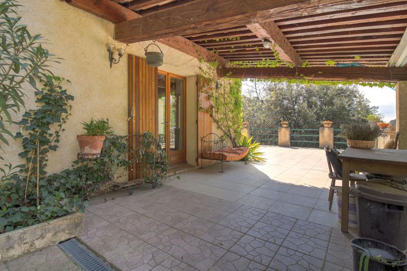 Villa - 188 m² - 6 pièces