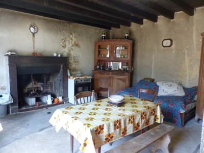 Maison de campagne - 81 m² - 2 pièces