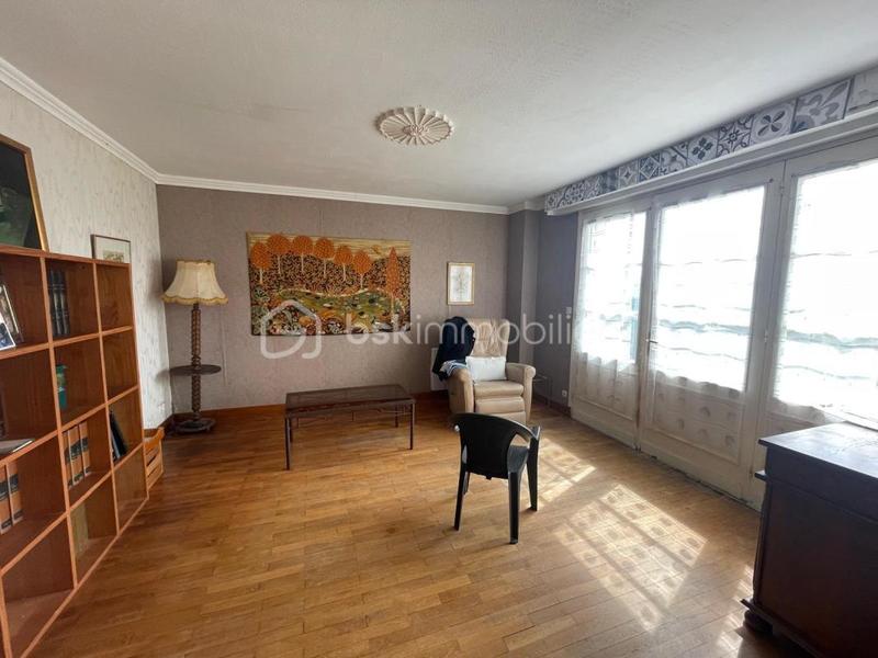 Maison - 91 m² - 5 pièces