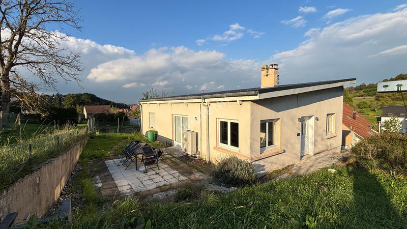 Maison - 101 m² - 6 pièces