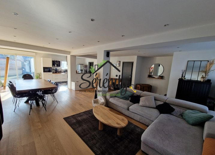 Maison - 135 m² - 6 pièces