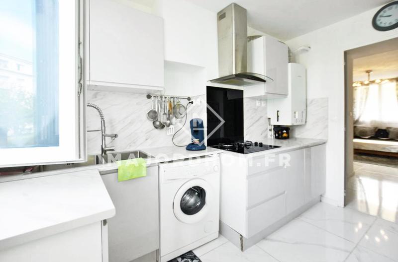 Appartement - 75 m² - 4 pièces