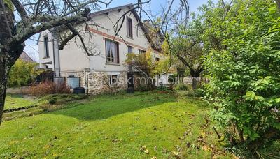 Maison - 147 m² - 6 pièces