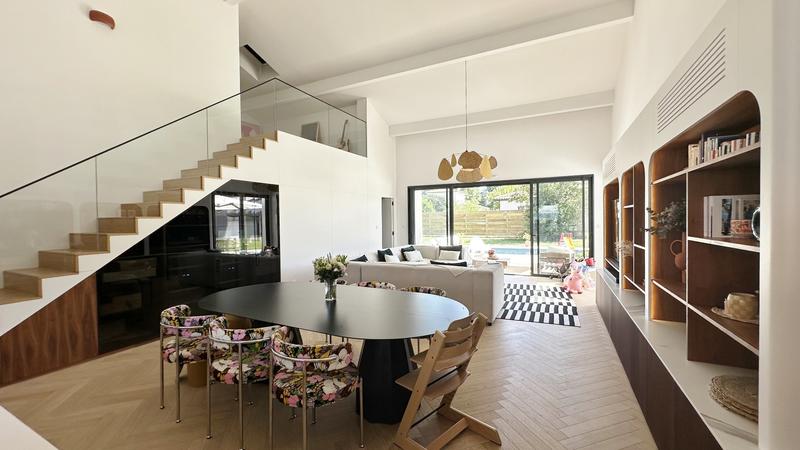 Maison - 140 m² - 6 pièces