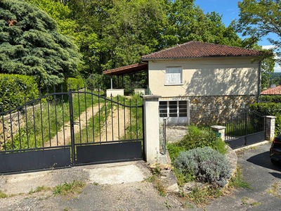 Maison - 102 m² - 5 pièces