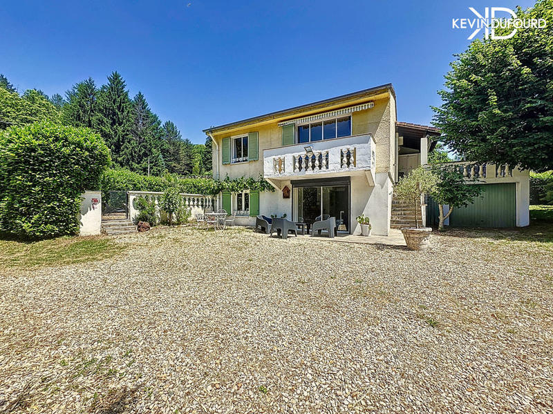 Maison - 115 m² - 6 pièces