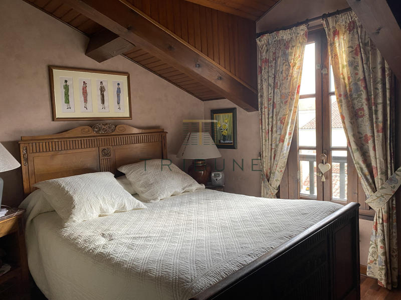 Maison - 167 m² - 6 pièces