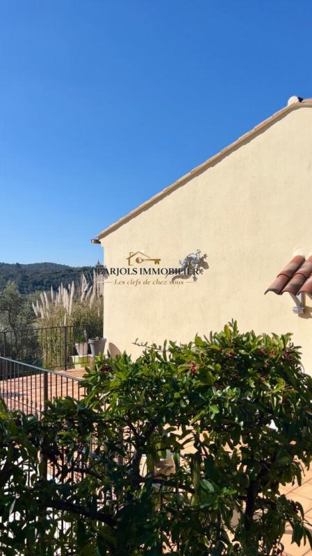 Villa - 140 m² - 4 pièces