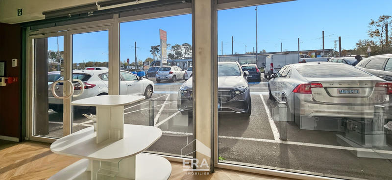 Local commercial - 131 m²