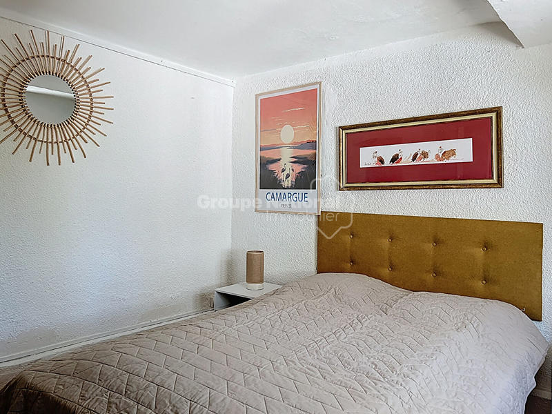 Maison - 253 m² - 12 pièces