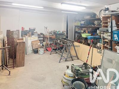 Maison - 230 m² - 7 pièces