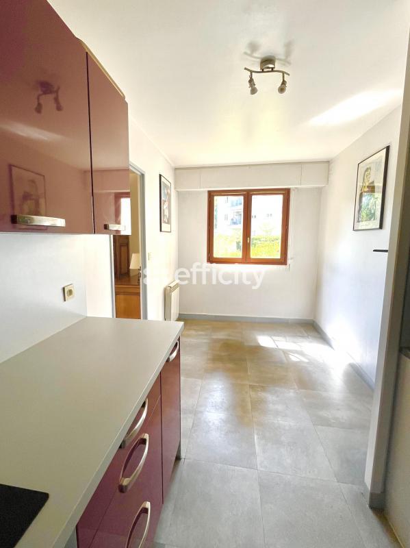 Appartement - 90 m² - 4 pièces