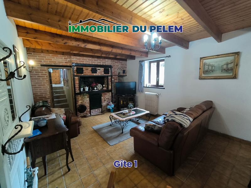 Maison - 208 m² - 9 pièces