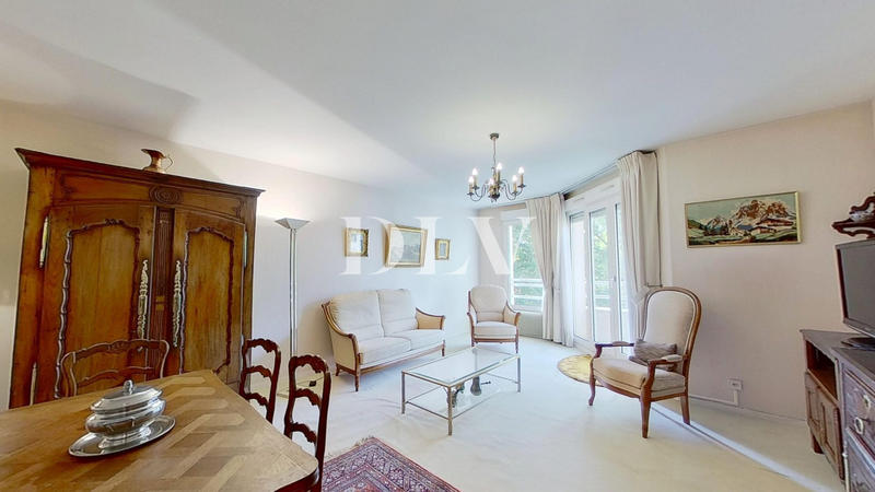 Appartement - 89 m² - 5 pièces