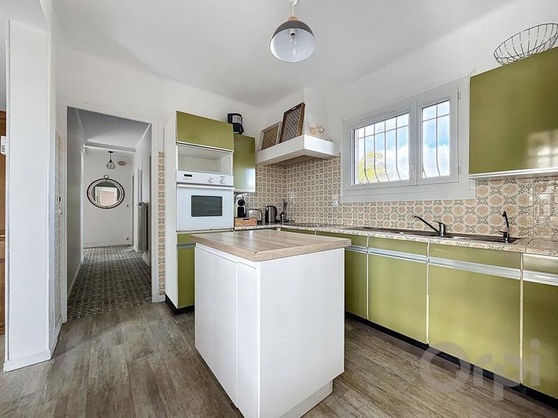 Maison - 143 m² - 5 pièces