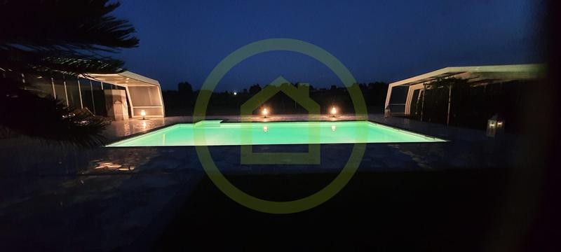 Maison - 376 m² - 7 pièces