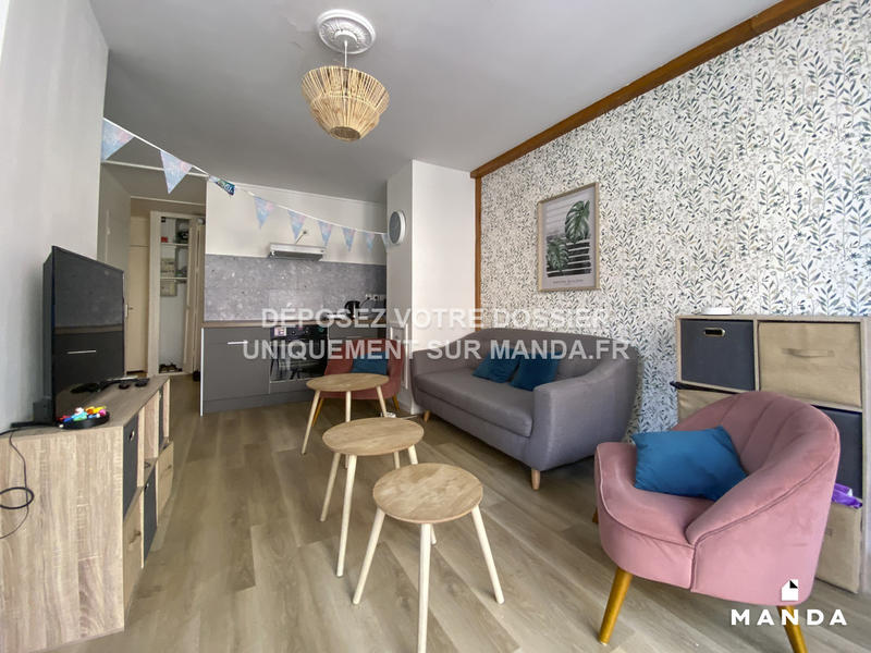 Chambre - 9 m² - 5 pièces