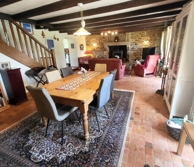 Maison - 150 m² - 6 pièces