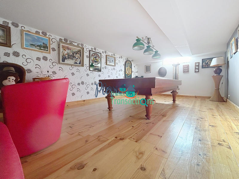 Maison - 157 m² - 6 pièces