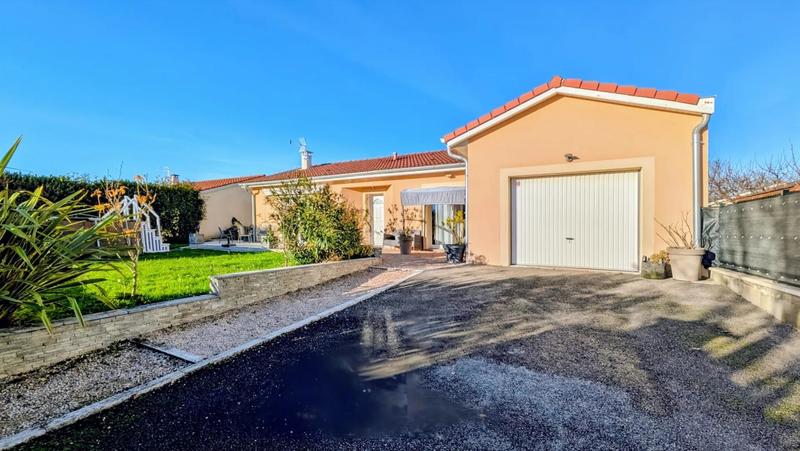 Maison - 100 m² - 4 pièces