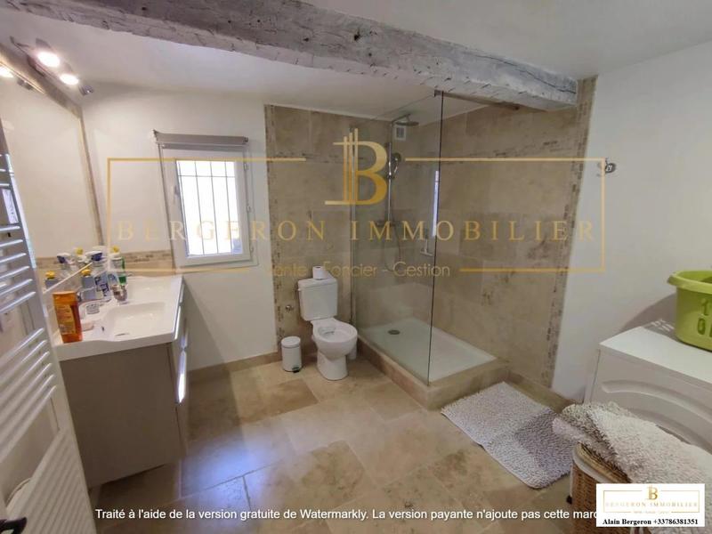 Maison traditionnelle - 92 m² - 4 pièces