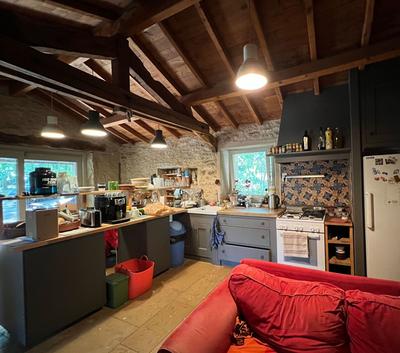 Maison - 94 m² - 4 pièces