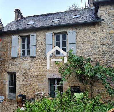 Maison en pierre - 80 m² - 5 pièces