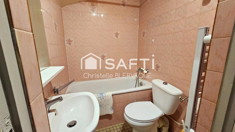 Appartement - 100 m² - 9 pièces